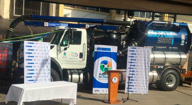 Nuevo vehículo para mantenimieto del alcantarillado de Mocoa.