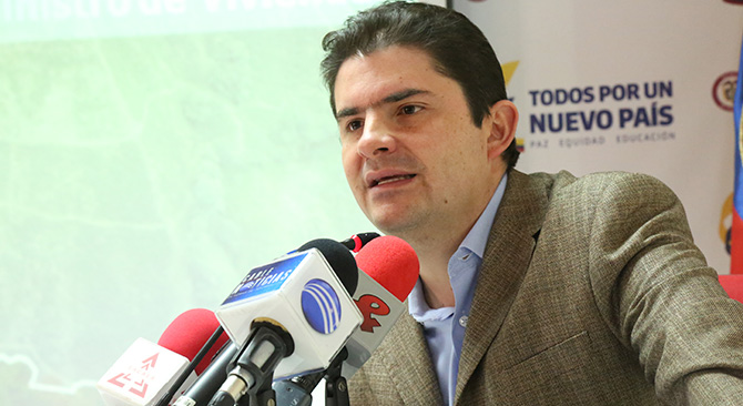 Gobernadores a asumir la competencia de agua potable y saneamiento basico en 154 municipios Minvivienda