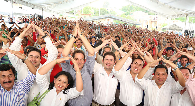 444 municipios de 29 departamentos presentaron lotes para construccion de otras 100 mil casas gratis