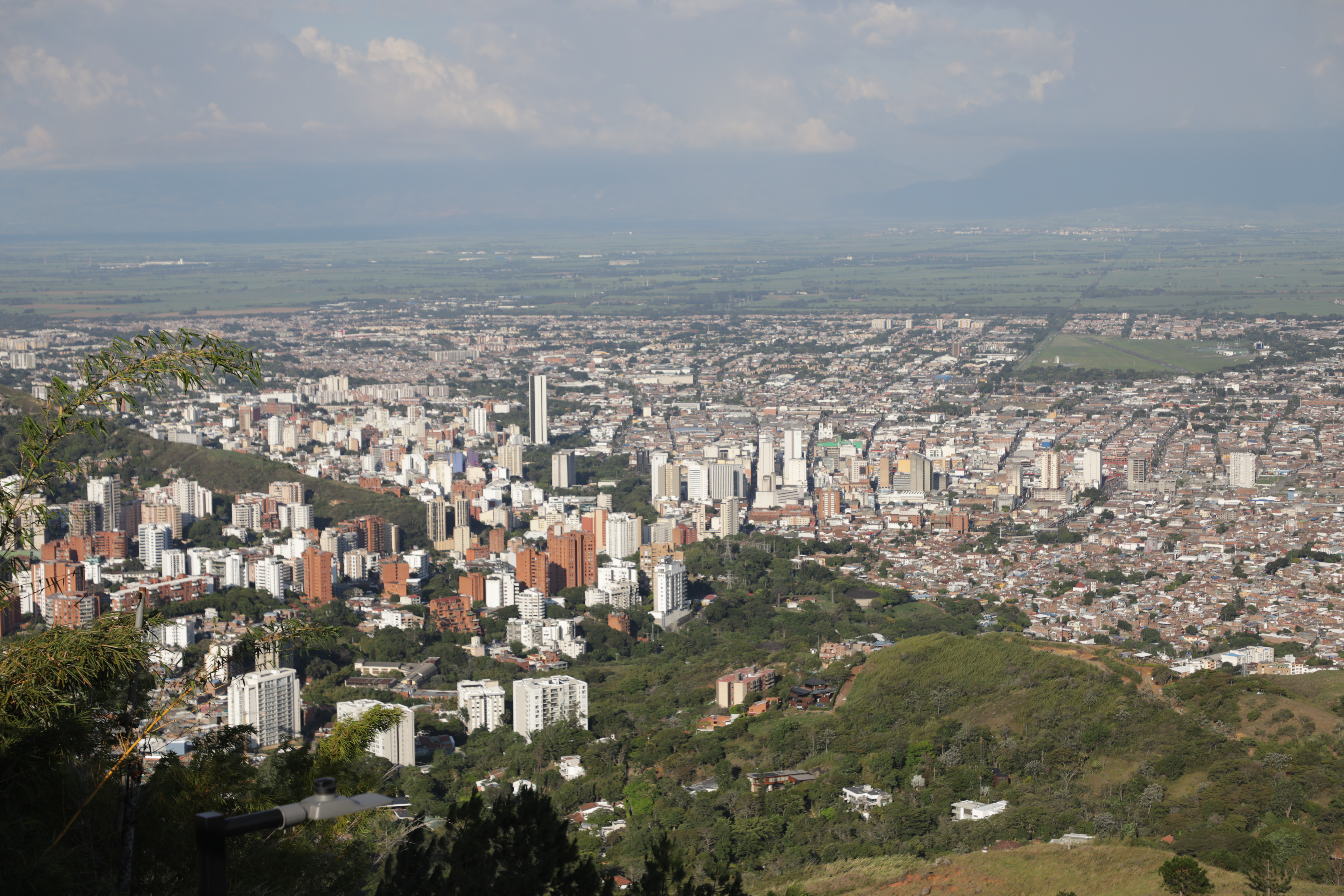 FOTOGRAFIA COMUNICADO INVERSIONES VALLE DEL CAUCA 01