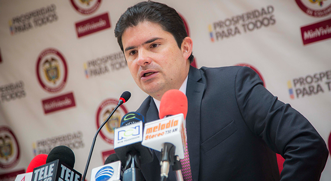 A un día de vencerse el plazo, Minvivienda advierte que aún faltan 42 municipios por realizar el reporte de su información presupuestal 2013