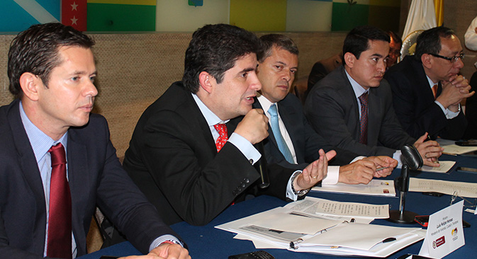 Gracias a los Planes Departamentales de Agua, más de 3 millones de colombianos se han conectado en el Gobierno Santos a los servicios de agua potable y alcantarillado