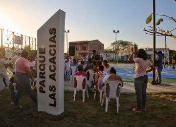 El parque recreodeportivo tiene un área de 1.982 metros cuadrados, en los cuales se distribuyen espacios para hacer deporte, cancha múltiple, juegos infantiles y un gimnasio biosaludable, entre otros. Fotos: Sharon Durán (MVCT).