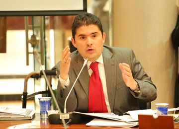 Nuevas inversiones por $111.500 millones para obras de agua y saneamiento básico para La Guajira anunció Minvivienda hoy en el Congreso