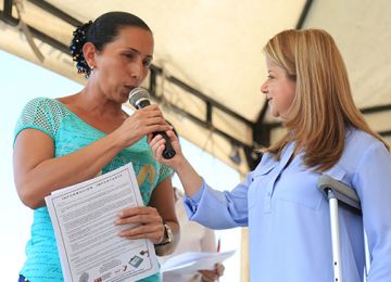 Gracias al Gobierno Nacional 41 ahorradores reciben hoy su casa propia en Obando Valle del Cauca