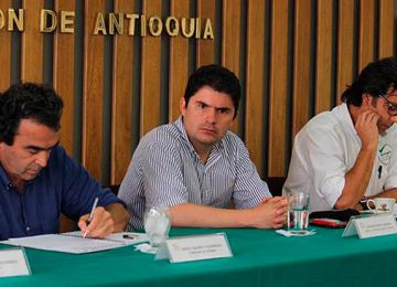 Este lunes 21 de julio el Ministro de Vivienda, Luis Felipe Henao Cardona, será condecorado por su gestión por el Gobernador de Antioquia