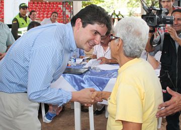 467 familias de Girardot ganan en sorteo público su casa gratis