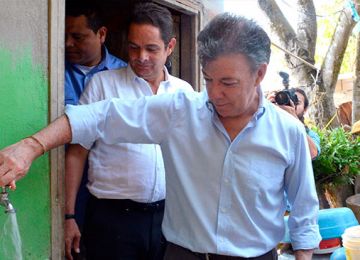 Gobierno incrementa monto de subsidio para dotar con duchas, lavaplatos, lavaderos y sanitarios a familias pobres