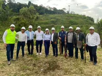 Ministra de Vivienda, Ciudad y Territorio visitó Chinchiná para referenciar proyecto de autoconstrucción de vivienda. Foto: Archivo prensa (MVCT)
