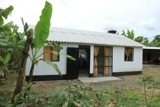 FOTOGRAFIA VIVIENDA RURAL APARTADO ANTIOQUIA