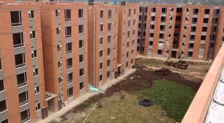 1.020 familias de Soacha reciben este jueves subsidios de Vivienda para ahorradores Vipa y otras 348 reciben casas gratis