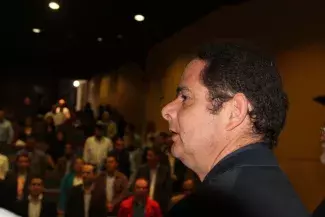 Caldas, primera estación de Vargas Lleras en el lanzamiento de subastas para constructores VIP en el eje cafetero