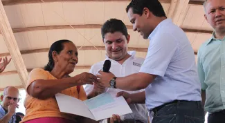 Minvivienda abre convocatoria para que entes territoriales accedan al Programa Nacional de Titulación de Predios